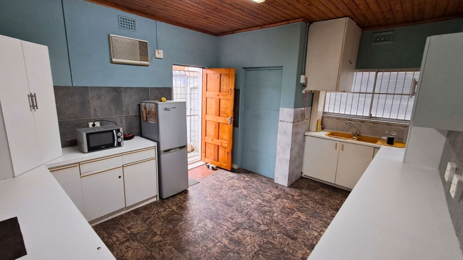 To Let 2 Bedroom Property for Rent in De Kuilen Western Cape